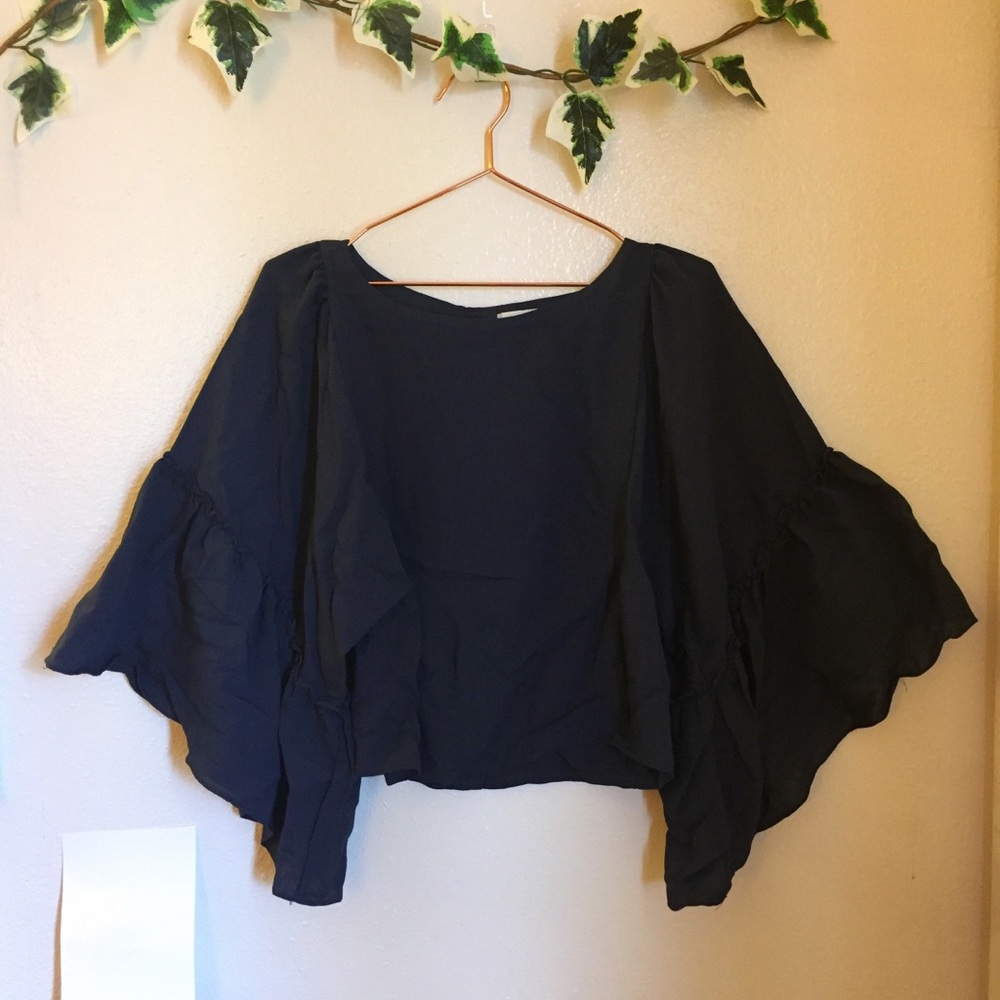 Grace And Gather Navy Ruffle Bell Sleeve Blouse